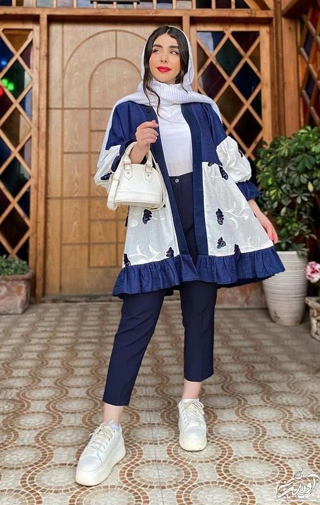 استایل با مانتو سرمه ای